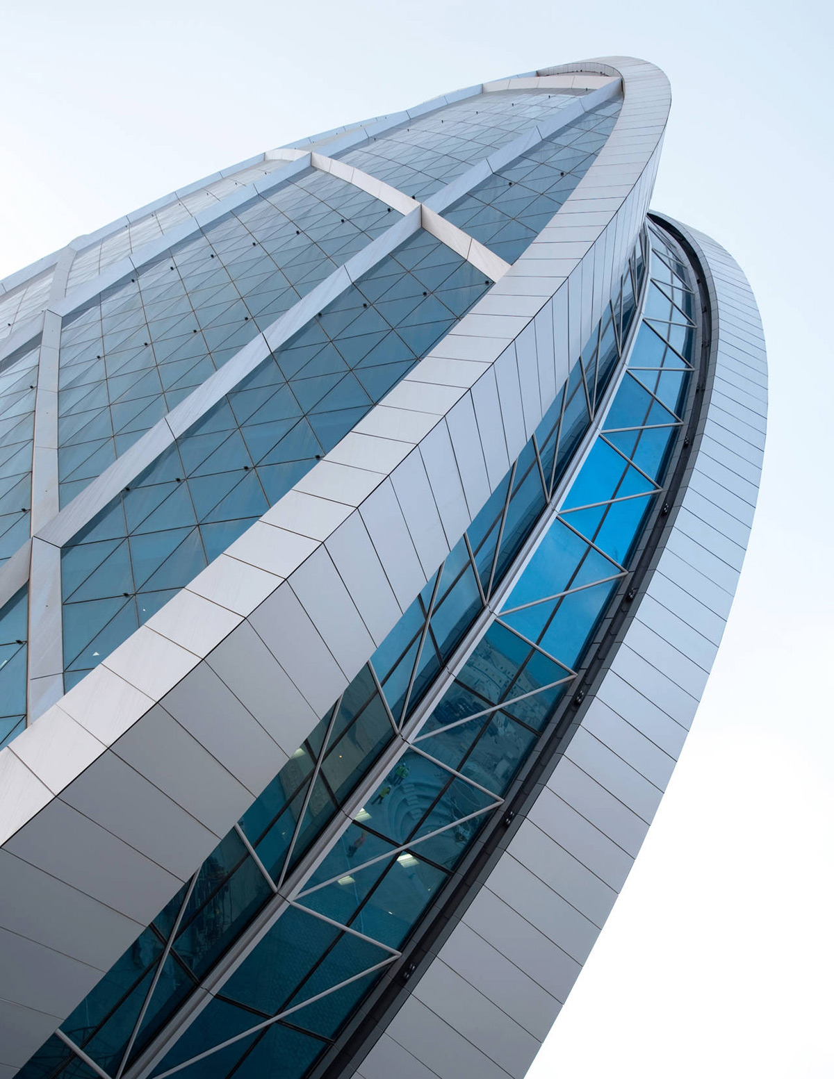 Aldar Headquarters Abu Dhabi UAE MZ Architects ALPOLIC ACM Akzo Nobel Interpon D3000 Lumiflon FEVE Resin