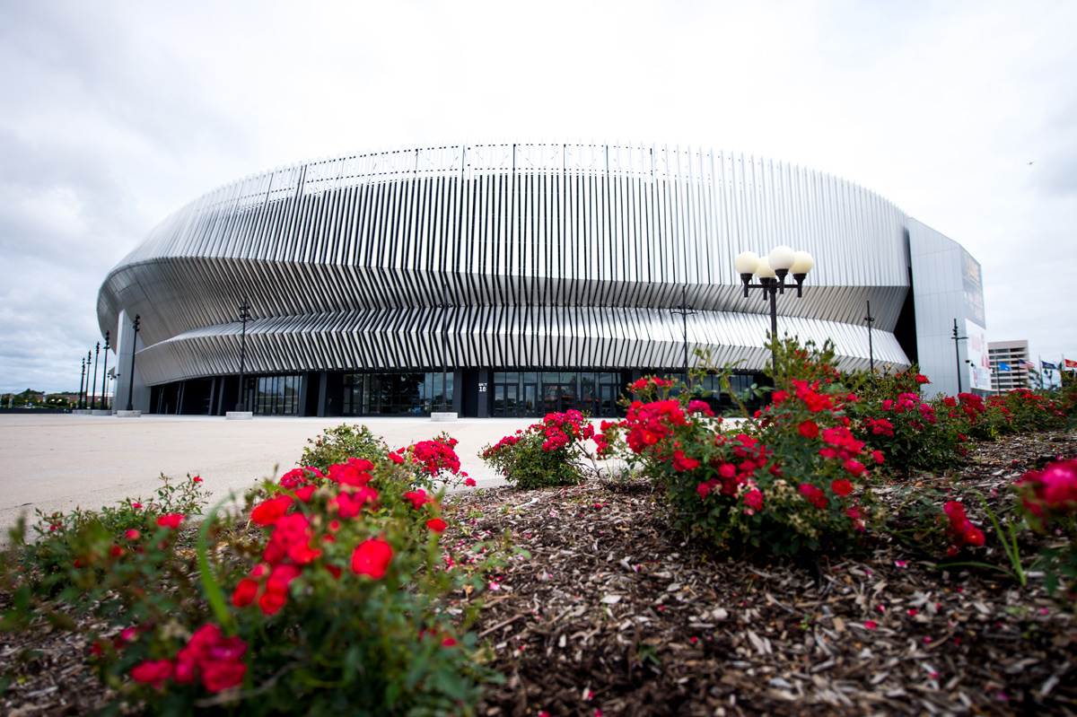 Alucobond Nassau Coliseum Jamey Price Photography Lumiflon FEVE Resin