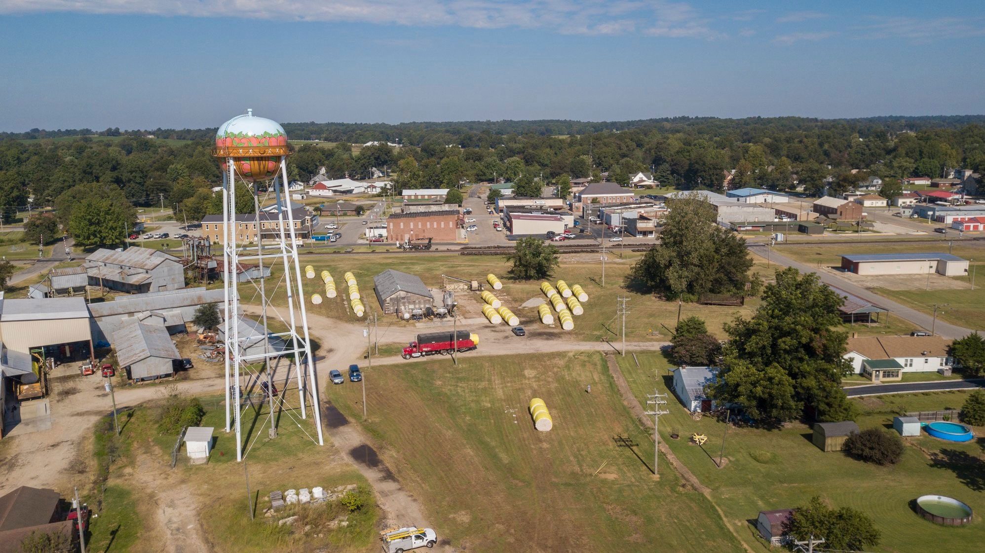 Peach Capital of Missouri Encapsulated In City’s Colorful Water Tank