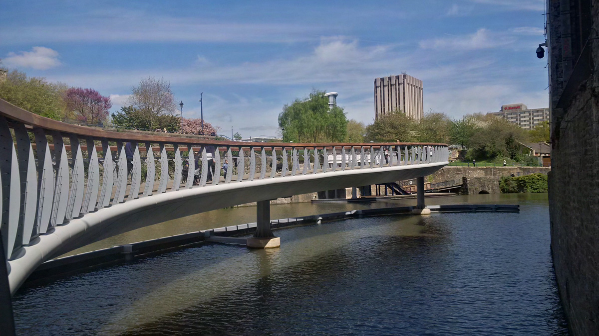 Castle Bridge Finzels Reach Bristol England UK Bush Consultancy Architect CTS Bridges Vitreflon AI Coatings Lumiflon FEVE Resin