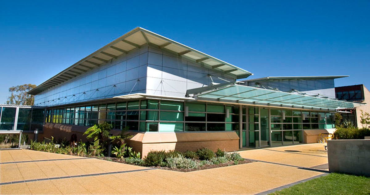 Charles Sturt University Orange NSW Australia Brewster HJorth Architects Fairview Ceramapanel Fiber cement AI Coatings Vitreflon Lumiflon FEVE Resin