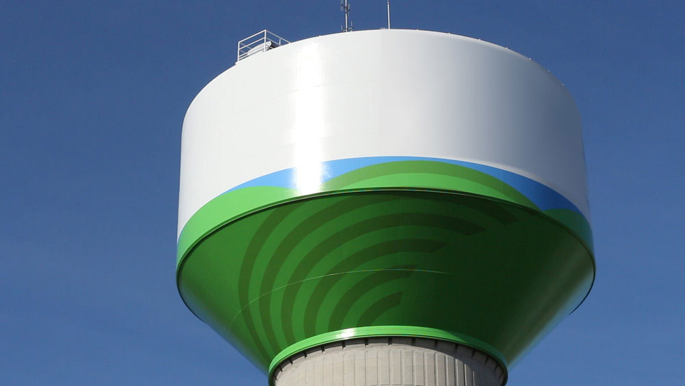 Chatham Kent Water Tank, Tnemec, Ontario, Canada