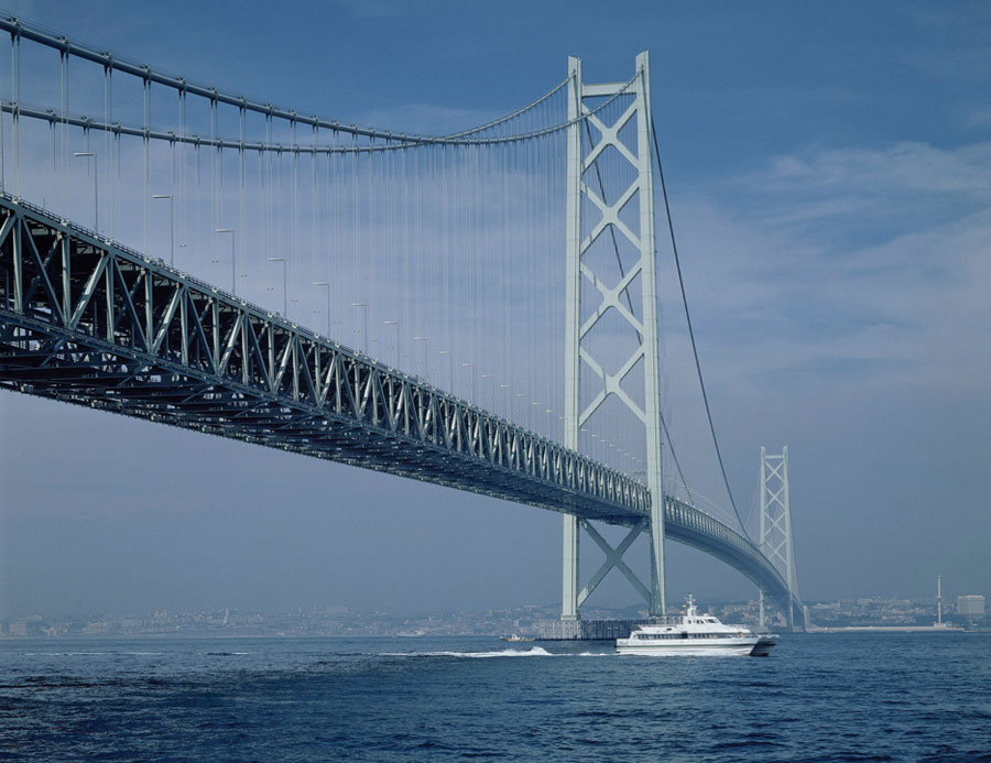 LUMIFLON FEVE Resin, Akashi Kaikyo Bridge, Carboline Co.