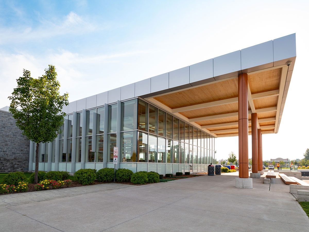 LaSalle Civic Center, Ontario, Canada, JP Thomson Architects, ALPOLIC, Photography ACM Panelworx