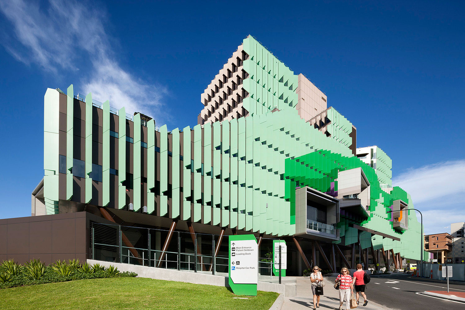 Lady Cilento Childrens Hospital, Queensland, Conrad Gargett Riddel, Lyons Architecture, ALPOLIC Panels, Builder Abi Group, Photography Dianna Snape