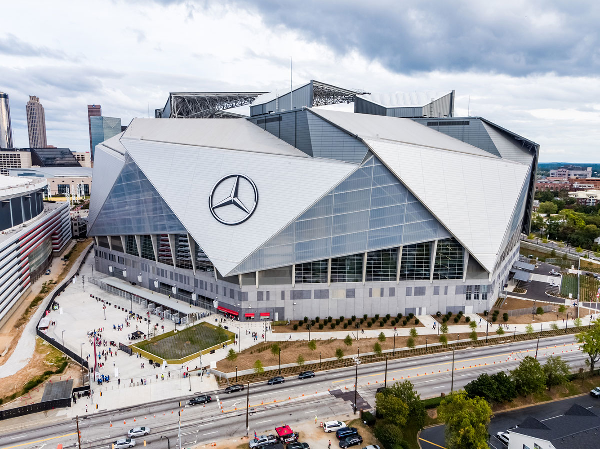 Mercedes Benz Stadium NFL Atlanta Georgia HOK Architects ALPOLIC ACM Lumiflon FEVE Resin