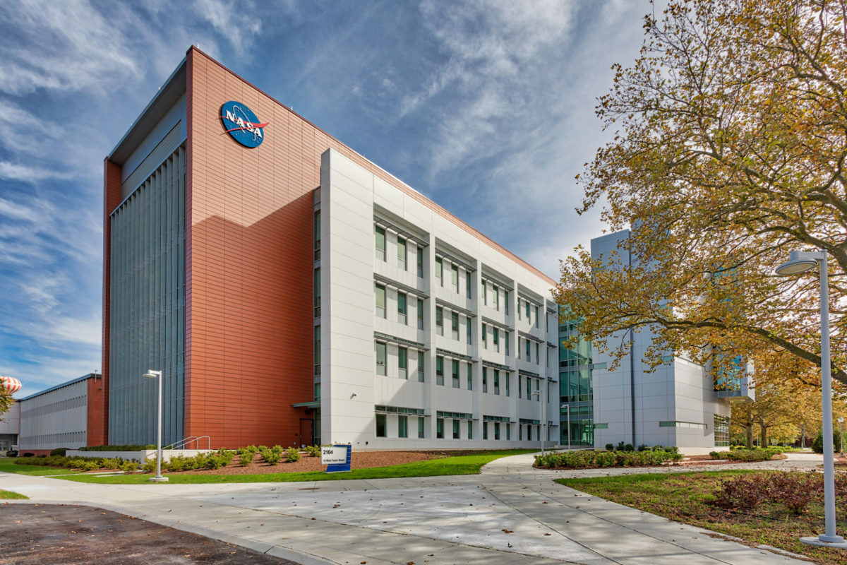NASA Langley, Measurement Systems Laboratory, Hampton, Virginia, AECOM WM Jordan, CEI Materials, Scott Wertz, Exterior, Daytime, 6