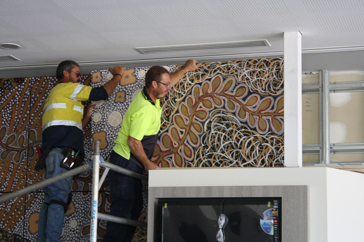 Ochre Health Center Kurunurra Western Australia Waringarri Aboriginal Artists Vitragroup Vitrapanel Fiber Cement Vitraflon Lumiflon FEVE Resin