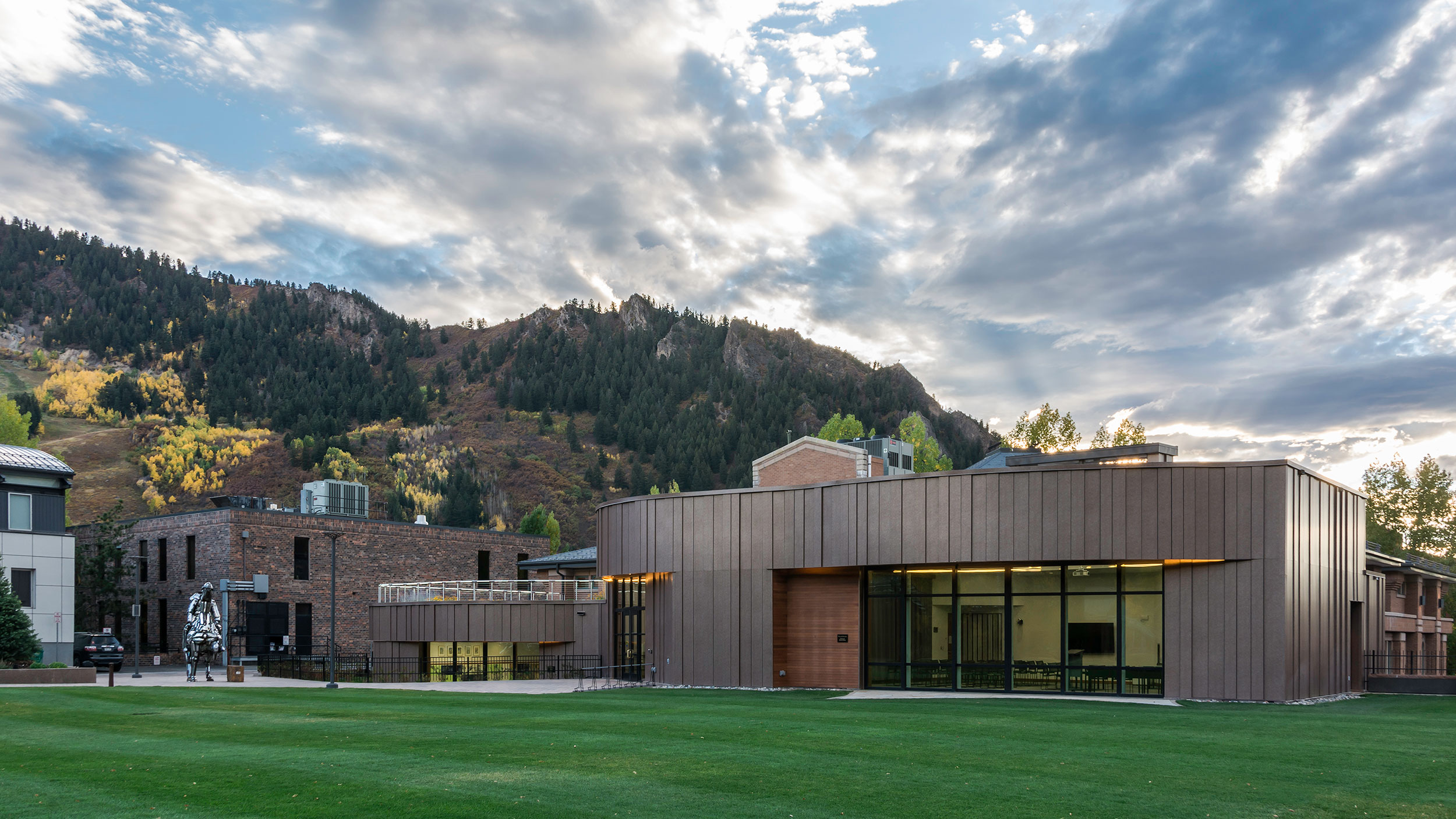 Pitkin County Library, Aspen, Snowdon Hopkins Architects, Pure Freeform, LUMIFLON USA, Photography Joe Brennan