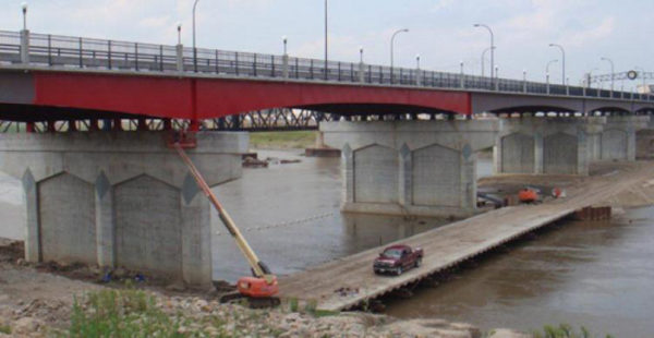 FEVE Resin, Lumiflon, Topeka Boulevard Bridge, Tnemec Fluoronar, Industrial Coatings