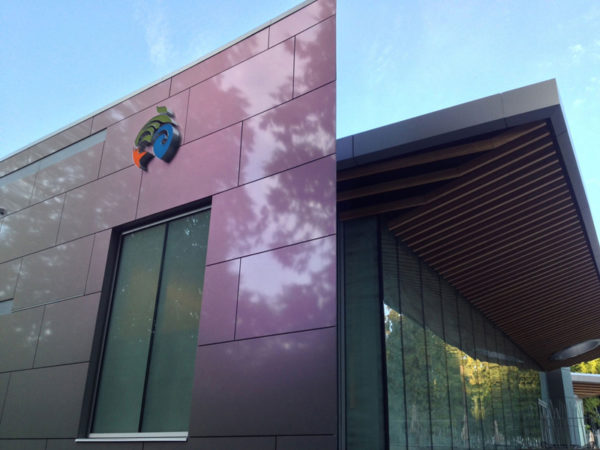 Vancouver_Aquarium_FEVE_Resin_Alucobond_03